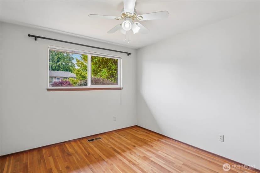 Property photo for 2109 168th Avenue Ne, Bellevue photo 16