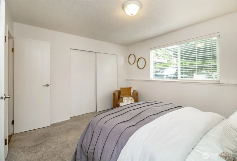Property photo for 17430 Ambaum Boulevard S #10, Burien photo 11