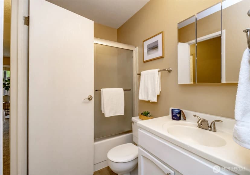 Property photo for 17430 Ambaum Boulevard S #10, Burien photo 14