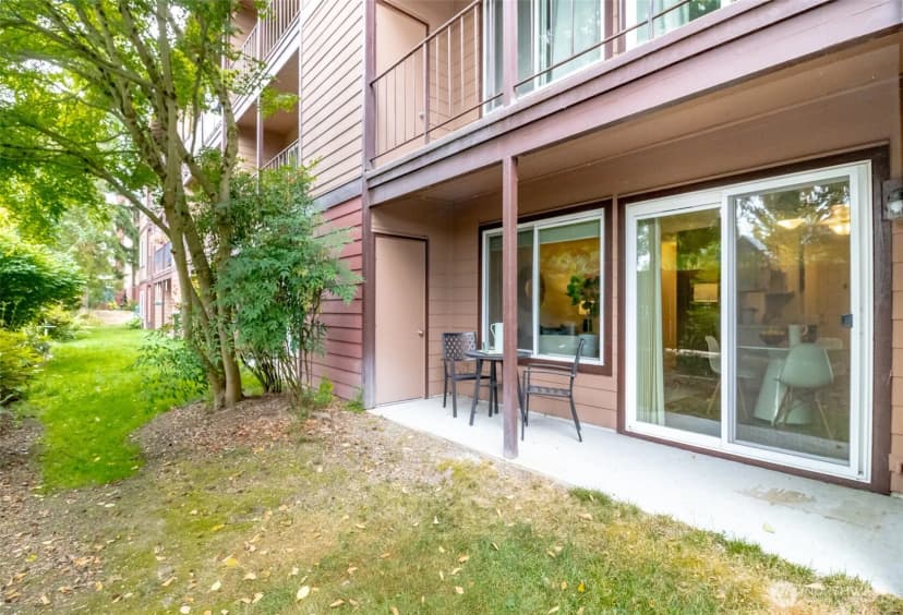 Property photo for 17430 Ambaum Boulevard S #10, Burien photo 16