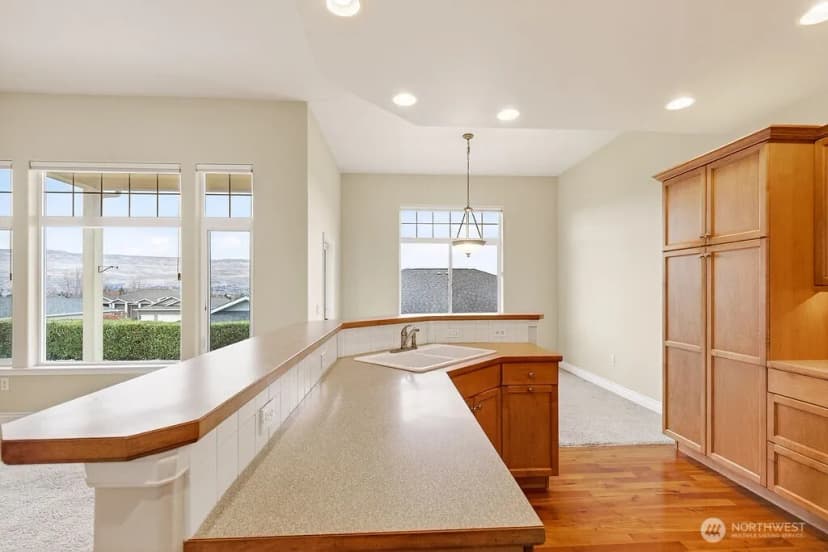 Property photo for 1845 Maple Street #26, Wenatchee photo 17