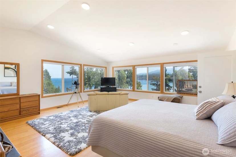 Property photo for 106 Seagull Drive, Port Angeles photo 19