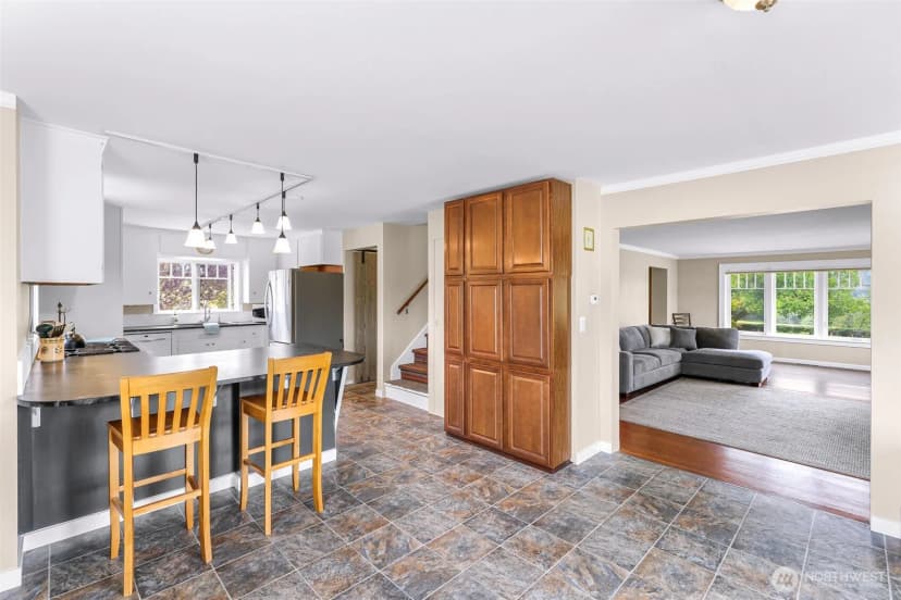 Property photo for 22944 Gunderson Road, Mount Vernon photo 15