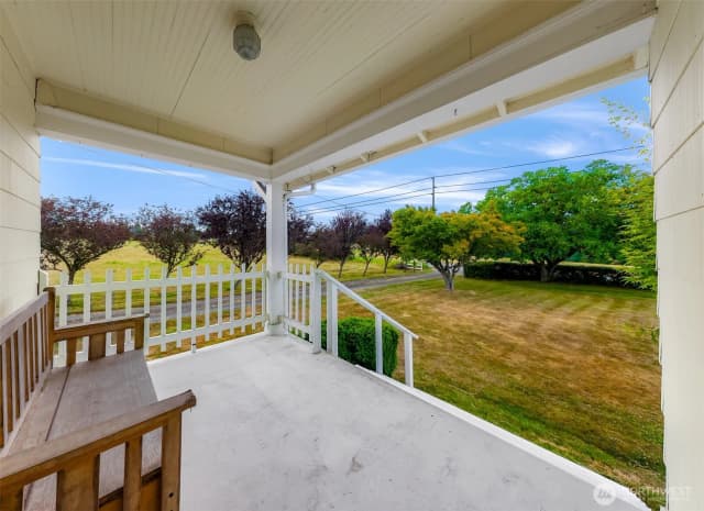 Property photo for 22944 Gunderson Road, Mount Vernon photo 5
