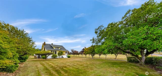 Property photo for 22944 Gunderson Road, Mount Vernon photo 3