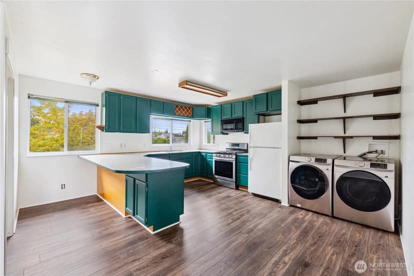 Property photo for 619 35th Street N, Anacortes photo 22