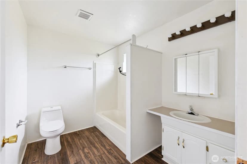 Property photo for 619 35th Street N, Anacortes photo 27