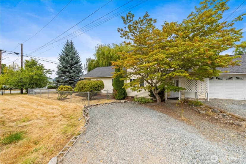 Property photo for 619 35th Street N, Anacortes photo 35