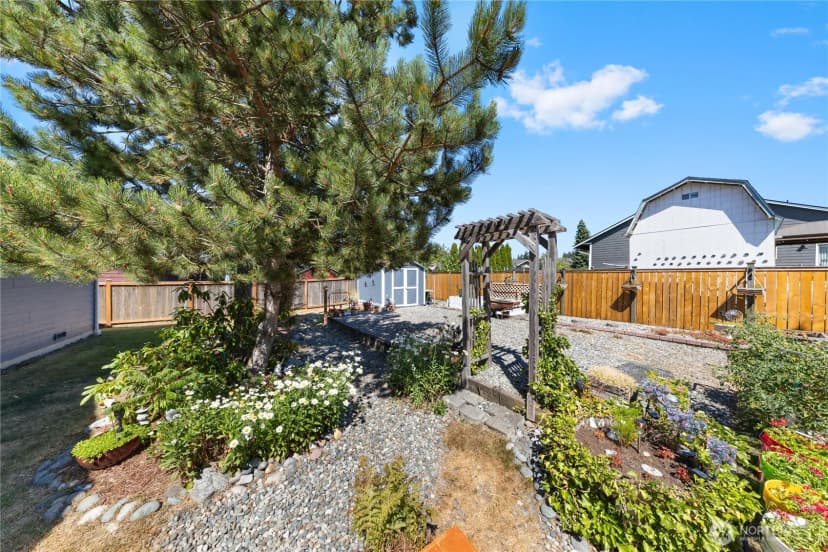 Property photo for 116 S 28th Street, Mount Vernon photo 16