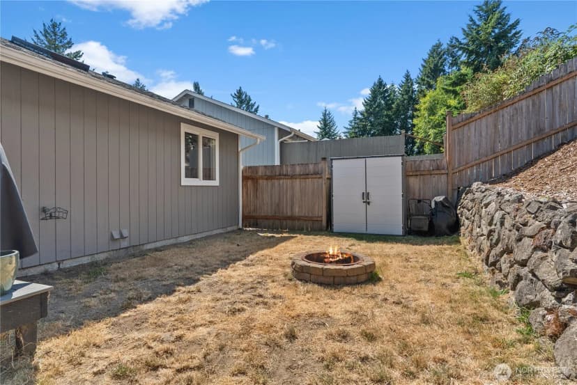 Property photo for 1303 Daniels Avenue, Bremerton photo 33