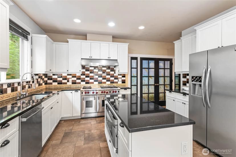 Property photo for 1007 Brookings Place, Bellingham photo 5