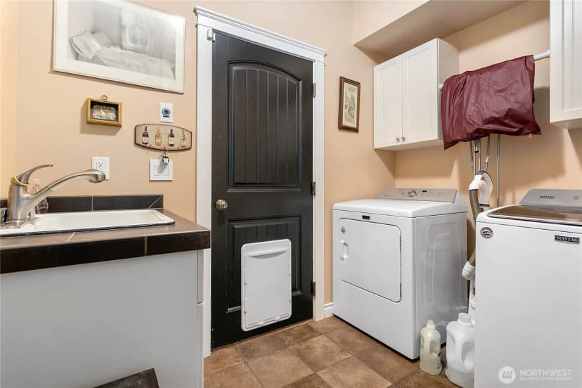 Property photo for 1007 Brookings Place, Bellingham photo 33