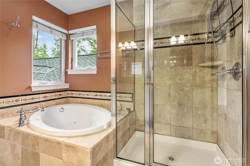 Property photo for 1007 Brookings Place, Bellingham photo 20
