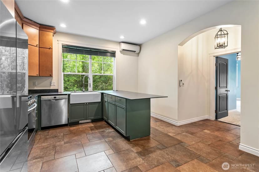 Property photo for 1007 Brookings Place, Bellingham photo 25
