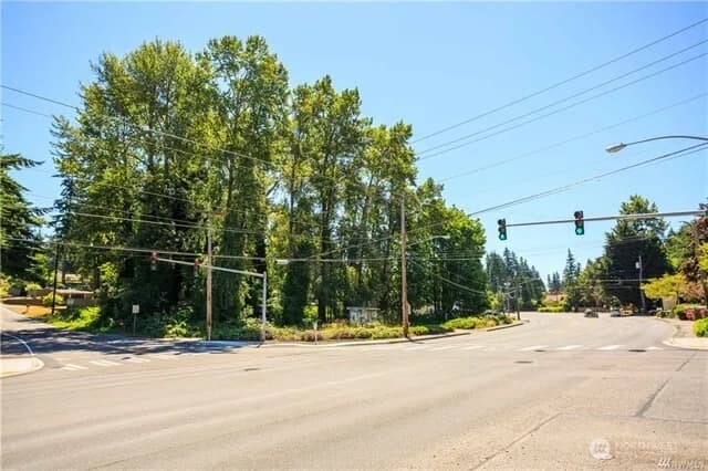Property photo for 23601 Edmonds Way, Edmonds photo 4