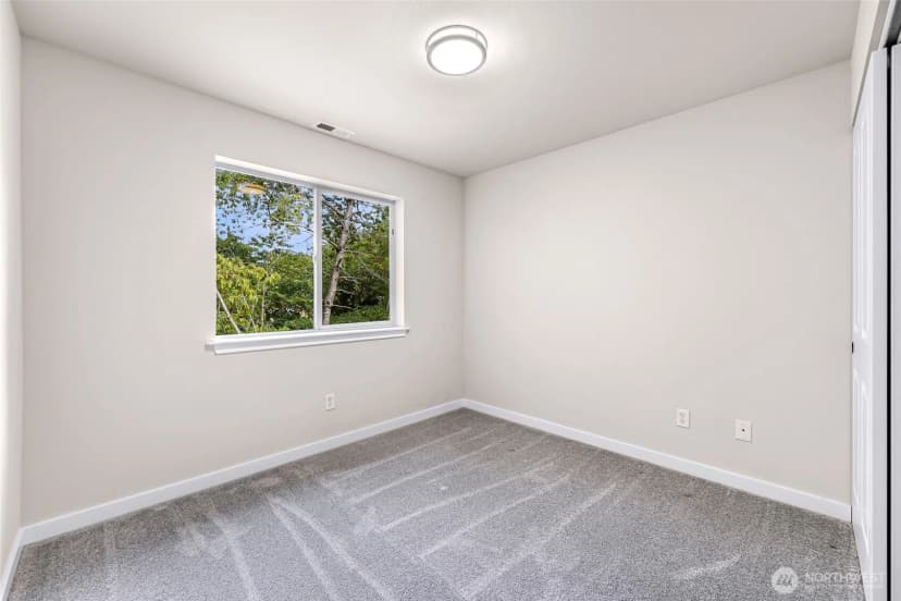 Property photo for 1813 Undine Lane, Bellingham photo 18