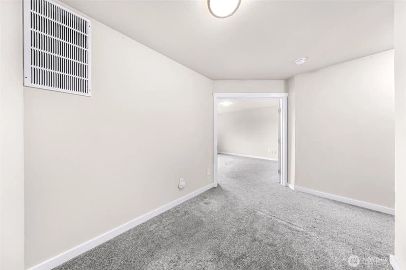 Property photo for 1813 Undine Lane, Bellingham photo 25