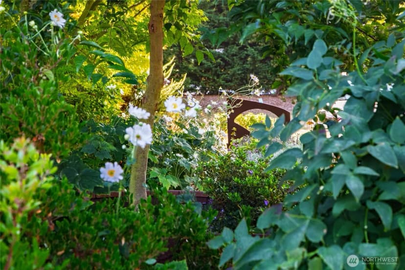 Property photo for 4400 Brygger Drive W #c, Seattle photo 27