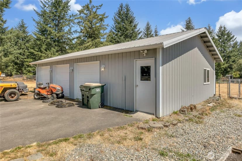 Property photo for 13320 Blazer Lane Se, Rainier photo 27