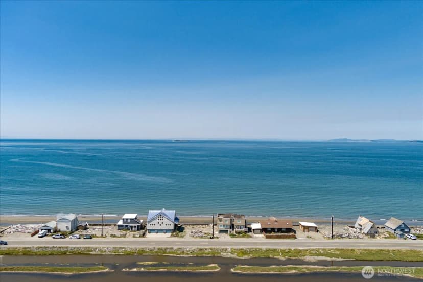 Property photo for 2511 West Beach Road, Oak Harbor
