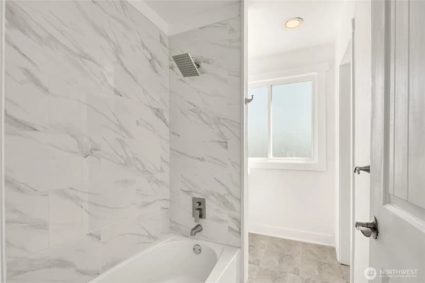 Property photo for 3907 S Angel Place, Seattle photo 20