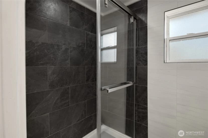 Property photo for 3907 S Angel Place, Seattle photo 18