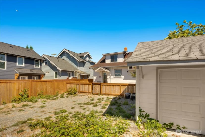 Property photo for 3907 S Angel Place, Seattle photo 38