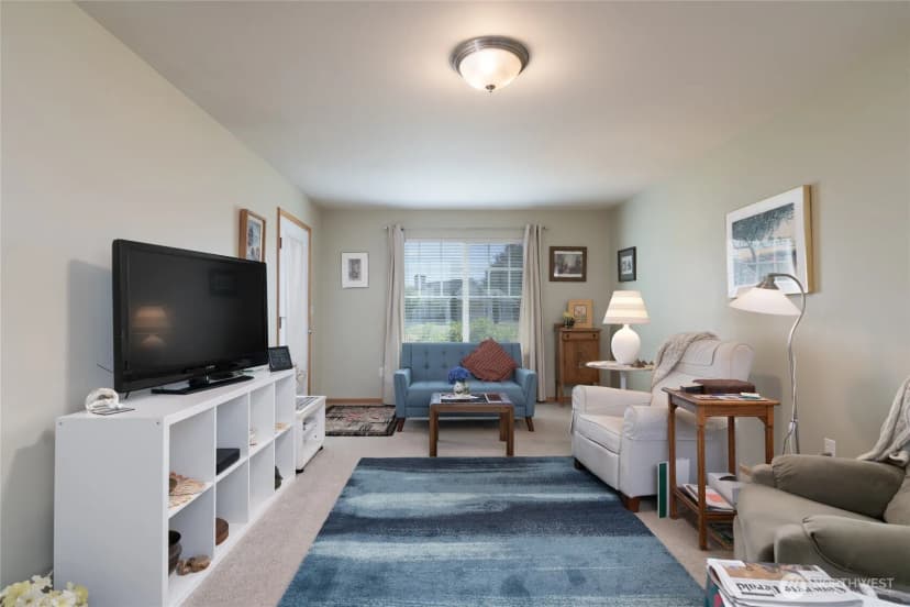 Property photo for 1202 Decatur Circle #20b, Burlington photo 17