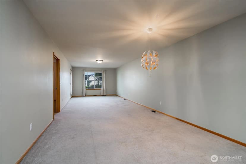 Property photo for 1202 Decatur Circle #20b, Burlington photo 13