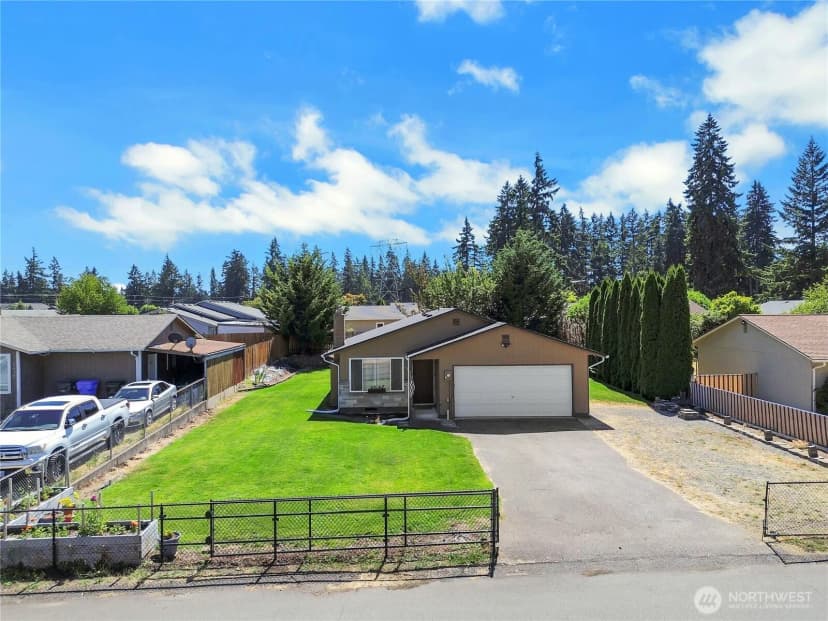 Property photo for 6414 157th Street Ct E, Puyallup photo 4