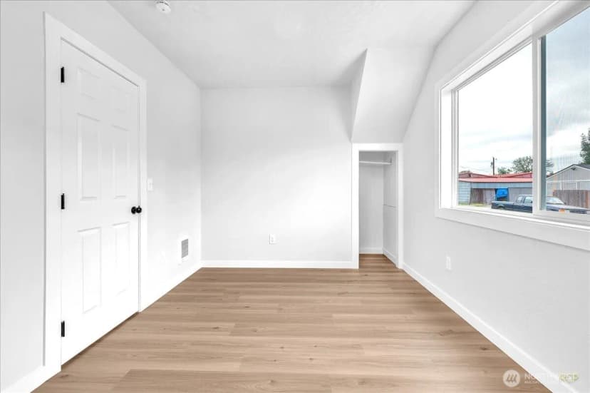 Property photo for 714 S Pacific Avenue, Kelso photo 22