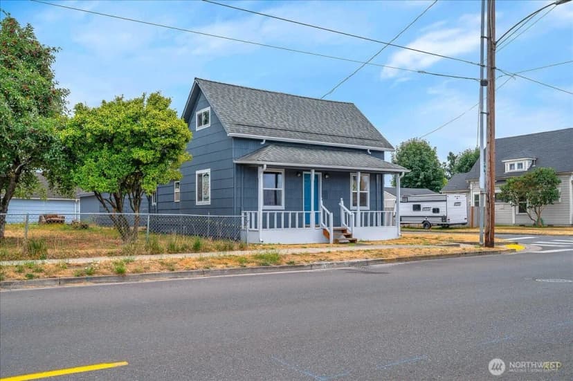 Property photo for 714 S Pacific Avenue, Kelso photo 4