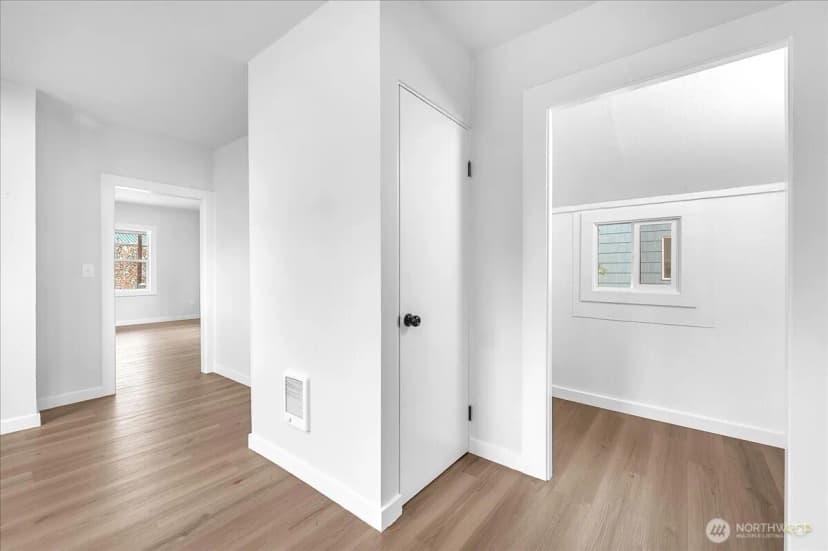 Property photo for 714 S Pacific Avenue, Kelso photo 11