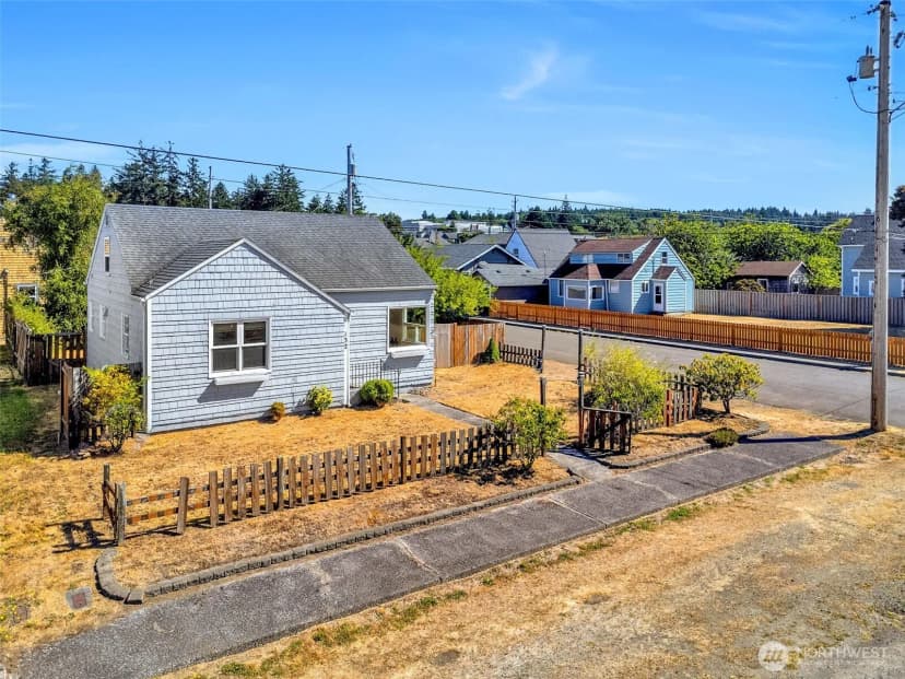 Property photo for 132 Main Street, Ilwaco photo 40