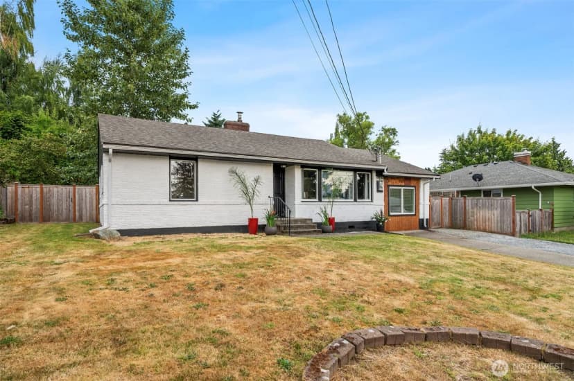 Property photo for 707 Avenue K, Snohomish photo 27