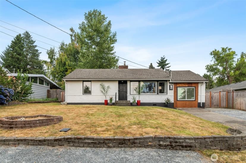 Property photo for 707 Avenue K, Snohomish