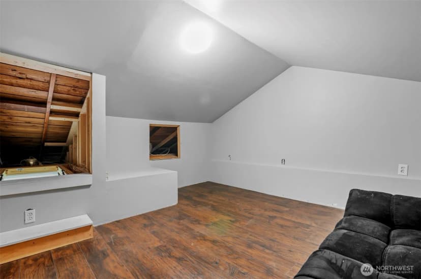 Property photo for 707 Avenue K, Snohomish photo 19