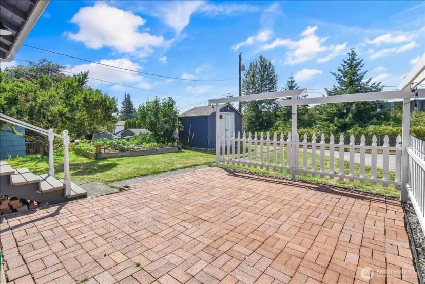 Property photo for 2502 Harrison Avenue, Everett photo 17