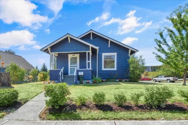 Property photo for 2502 Harrison Avenue, Everett