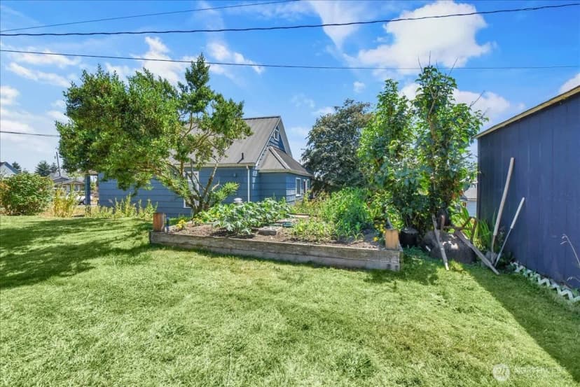 Property photo for 2502 Harrison Avenue, Everett photo 18