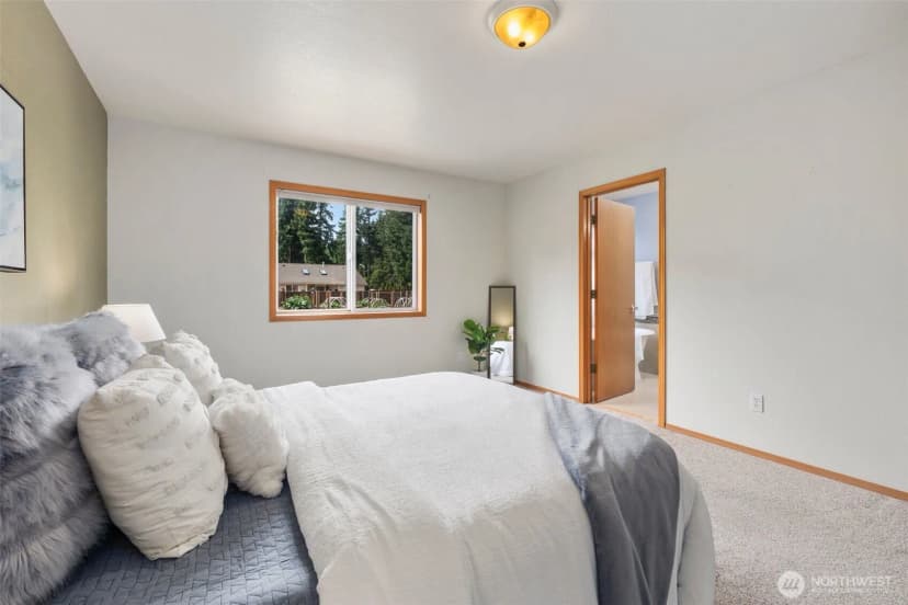 Property photo for 6708 Oakbrook Court Se, Olympia photo 10