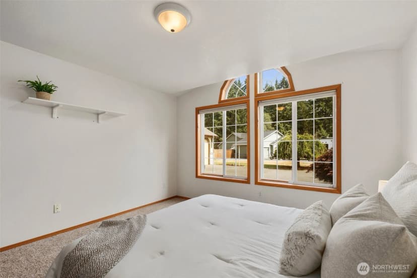Property photo for 6708 Oakbrook Court Se, Olympia photo 18