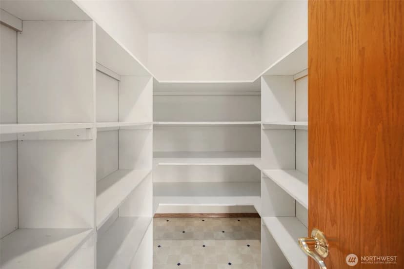 Property photo for 6708 Oakbrook Court Se, Olympia photo 15