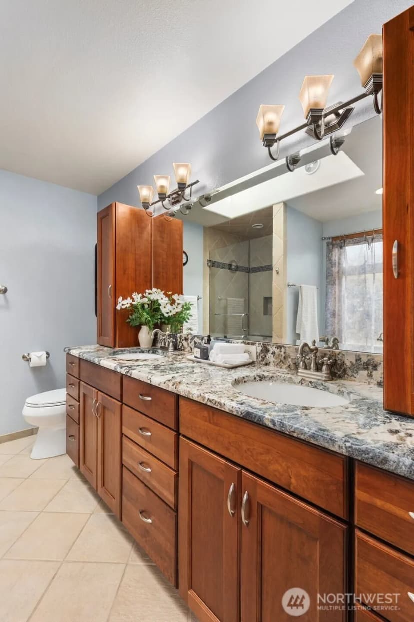 Property photo for 6708 Oakbrook Court Se, Olympia photo 13