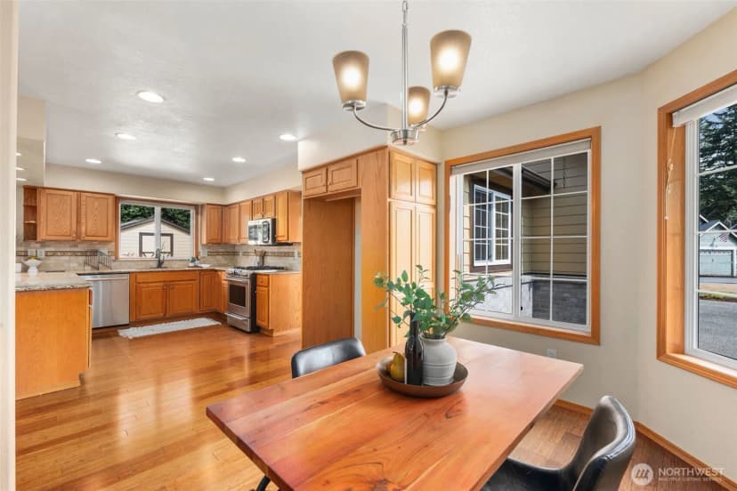 Property photo for 6708 Oakbrook Court Se, Olympia photo 8
