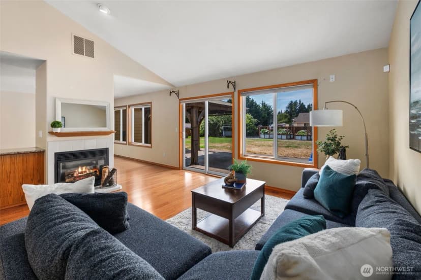 Property photo for 6708 Oakbrook Court Se, Olympia photo 5
