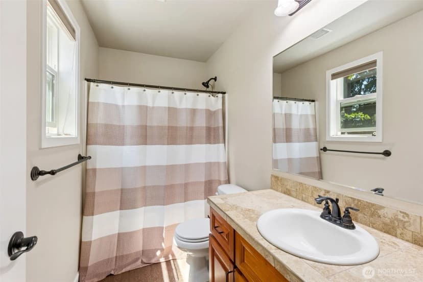 Property photo for 5624 54th Avenue Ct W, University Place photo 16