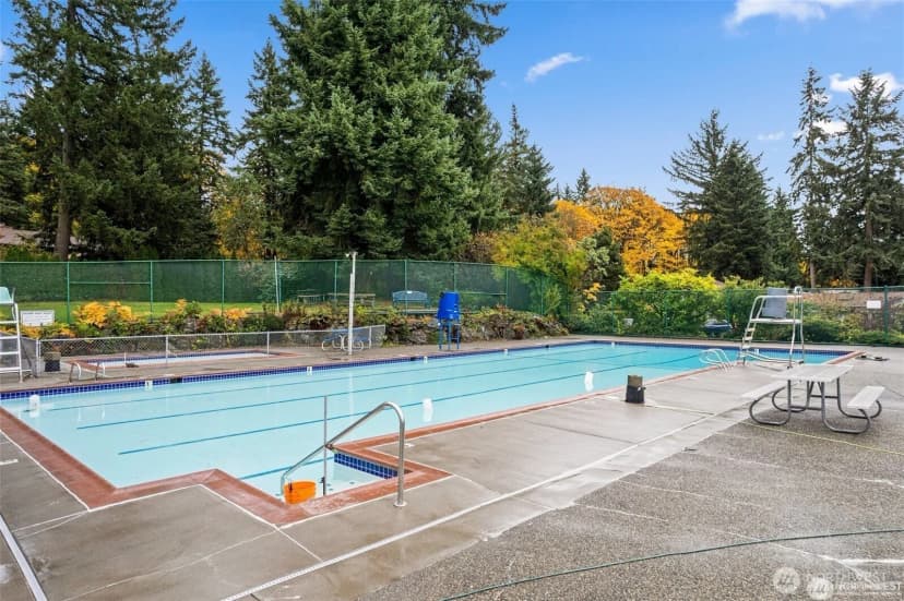 Property photo for 1933 Dayton Drive Se, Renton photo 37