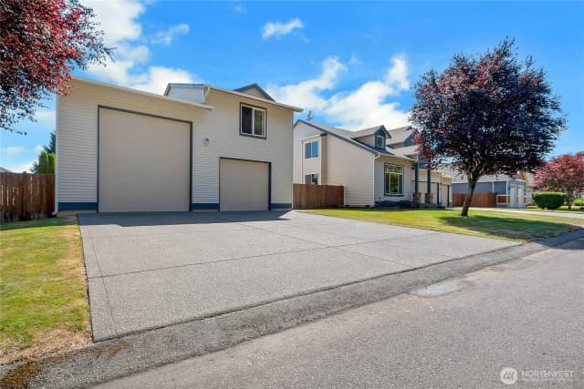 Property photo for 13803 139th Avenue E, Orting photo 4
