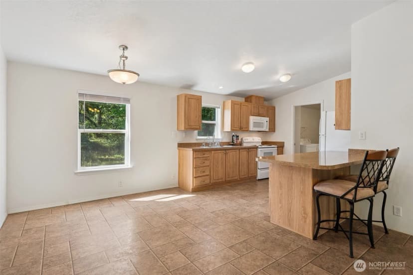 Property photo for 2437 140th Avenue Sw, Tenino photo 7